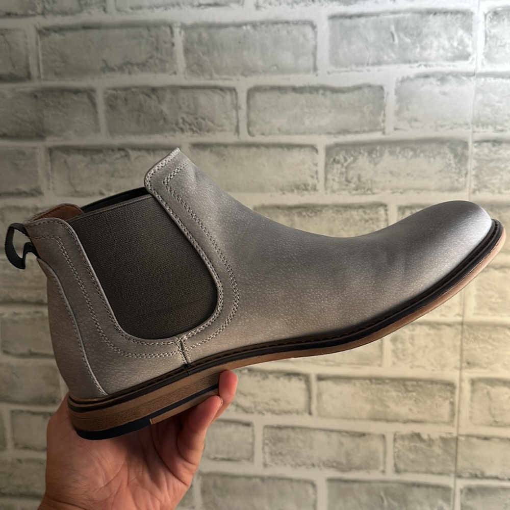 Men Grey Chelsea Boot - Picture 5 of 5